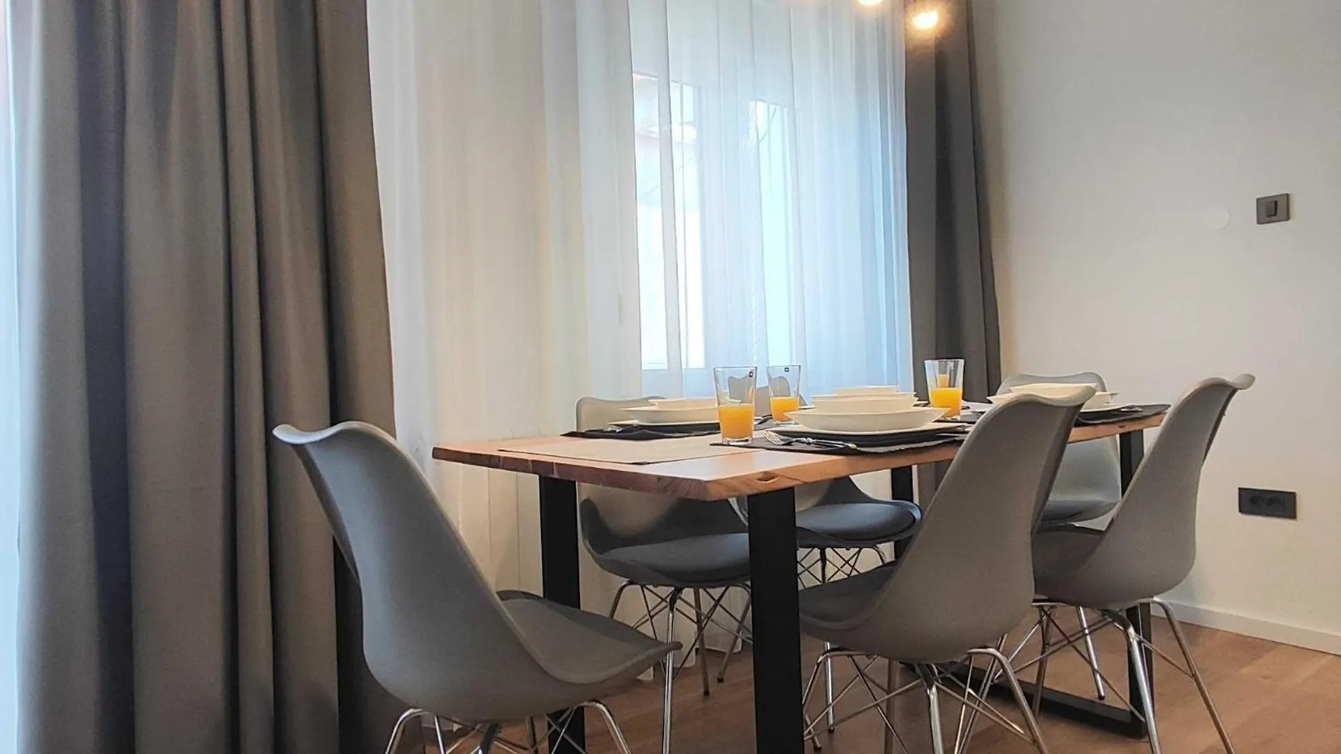 Apartment Bright And Spacious Stay With Private Parking In Crikvenica Croatia